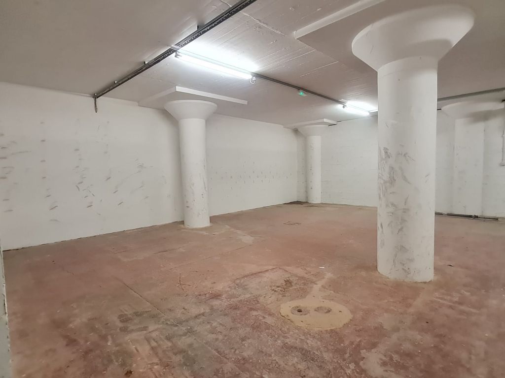 Property photo 1 of 3