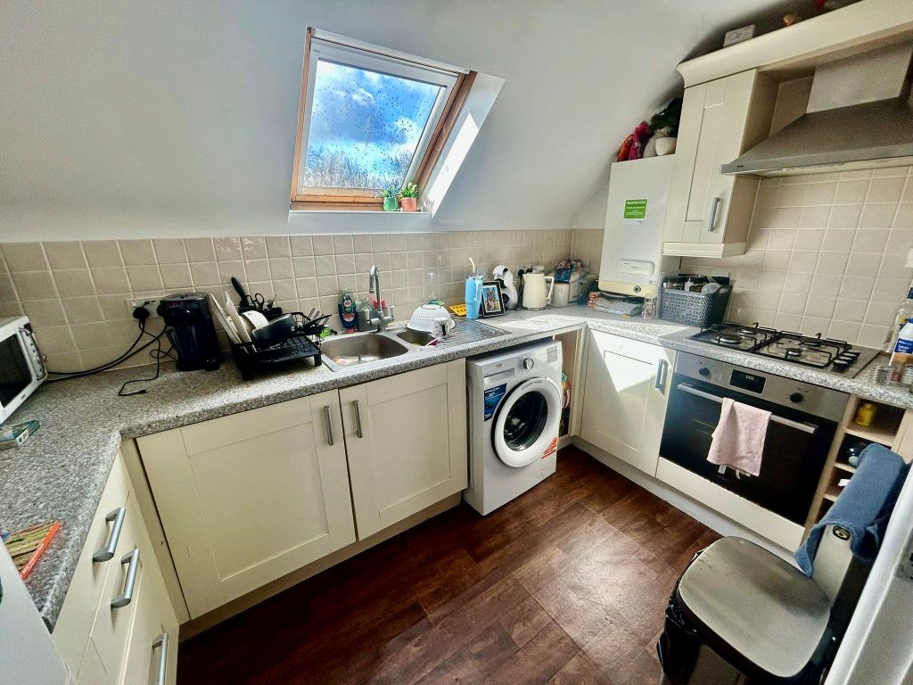 Property photo 2 of 5 Kitchen