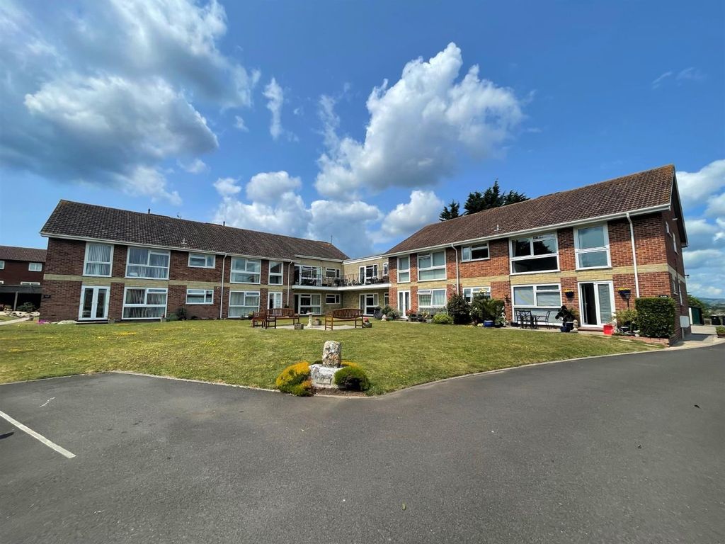 Property photo 1 of 10 12.Jpg