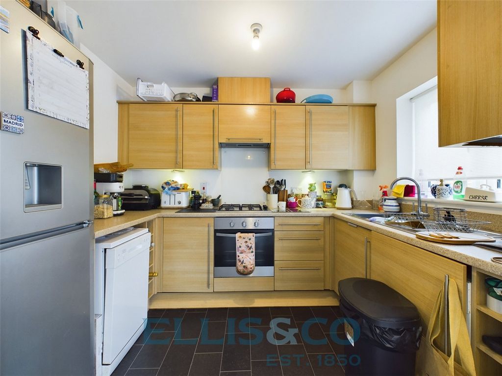 Property photo 2 of 12 Picture No. 42