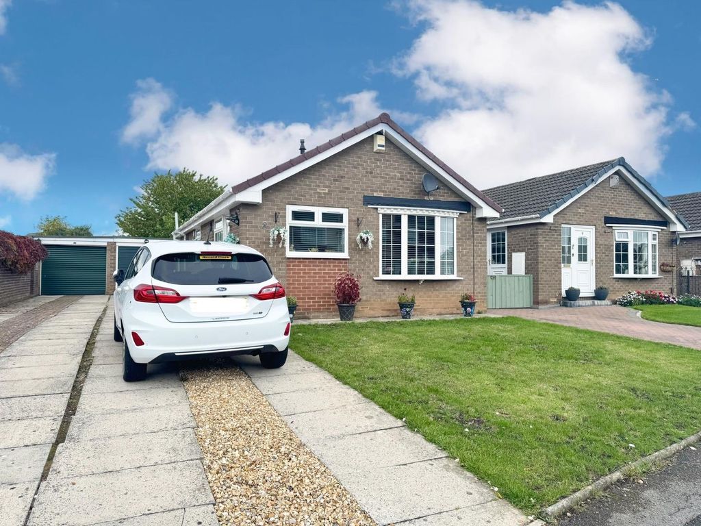 Property photo 1 of 14 External