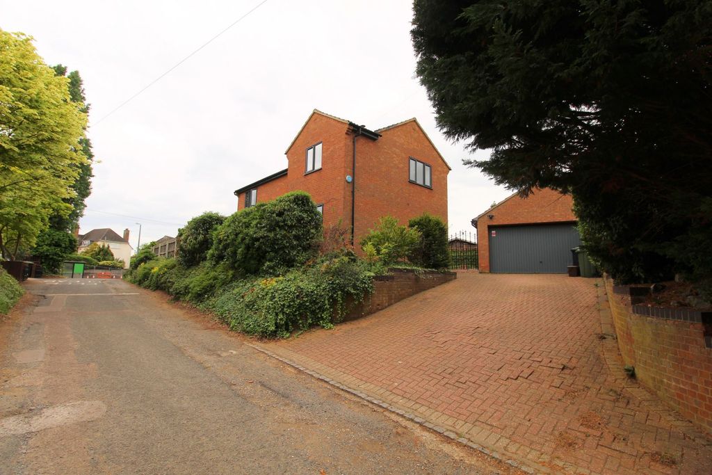 Property photo 1 of 18 Img_3196