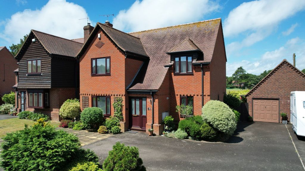 Property photo 1 of 34
