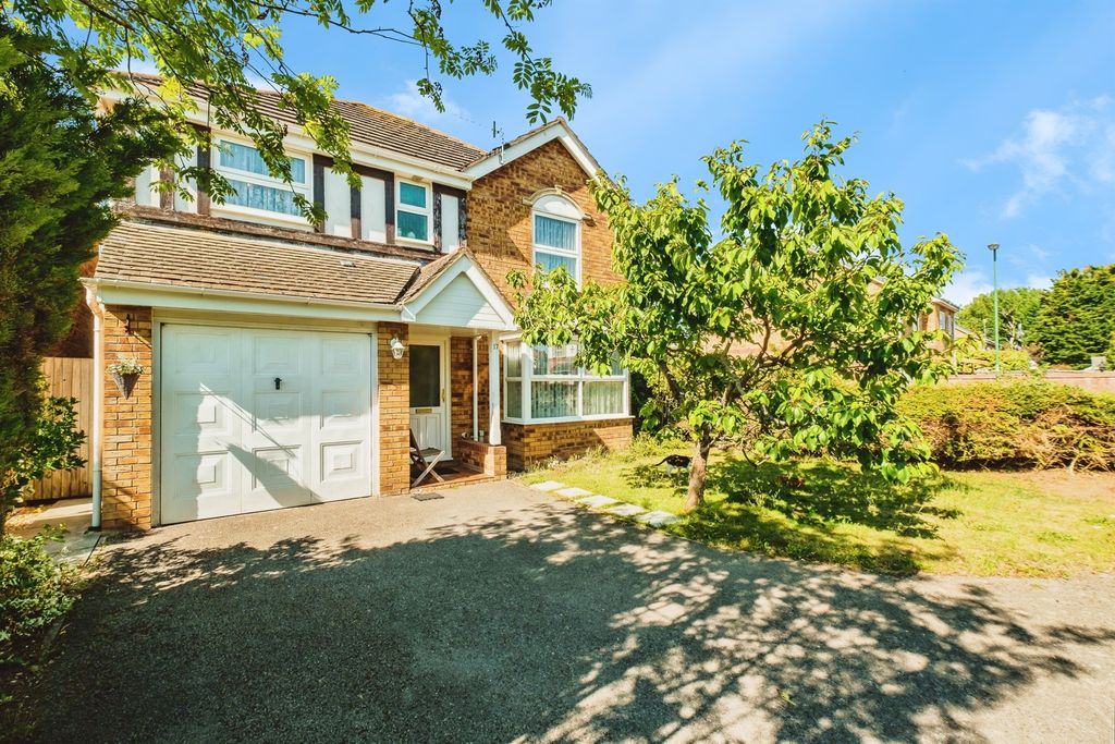 Property photo 1 of 17