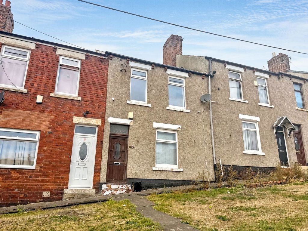 Property photo 1 of 1