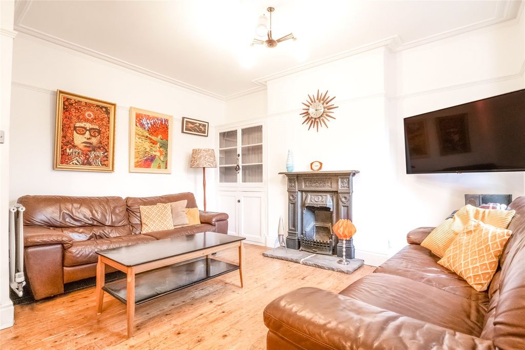 Property photo 3 of 14 Picture No. 02