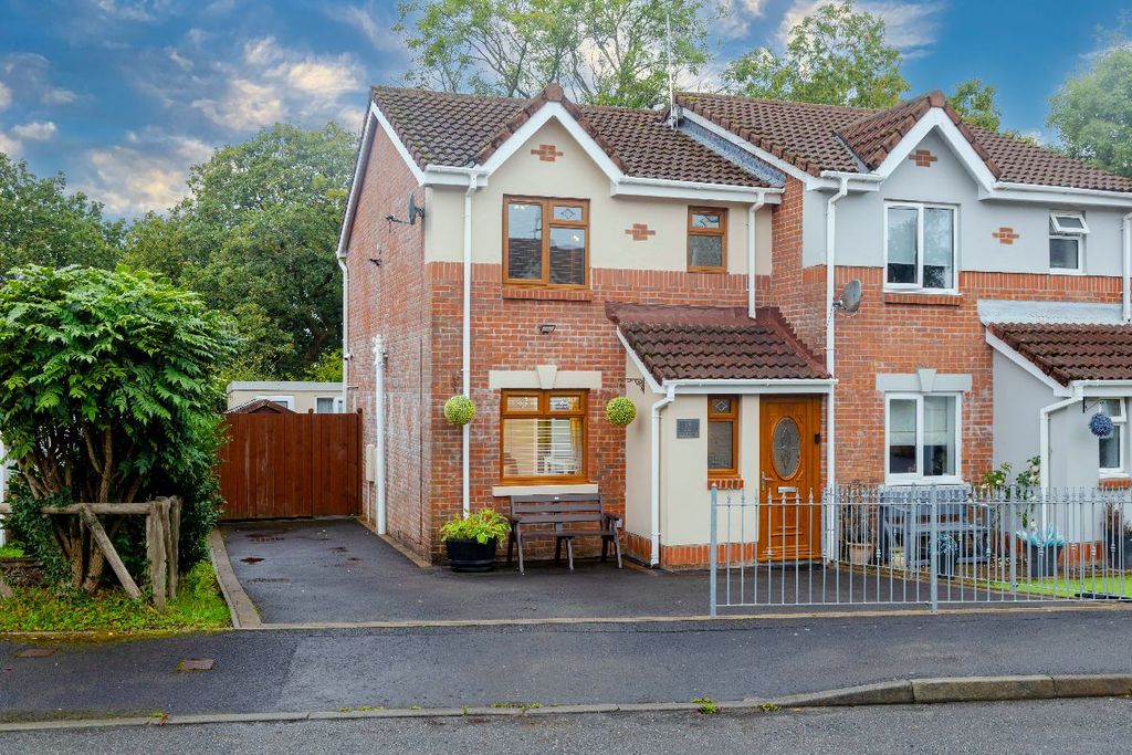 Property photo 1 of 29