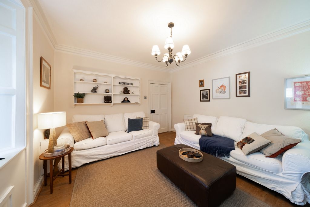 Property photo 3 of 24 Photo 18