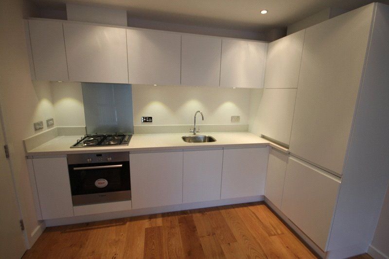 Property photo 2 of 8 Kitchen