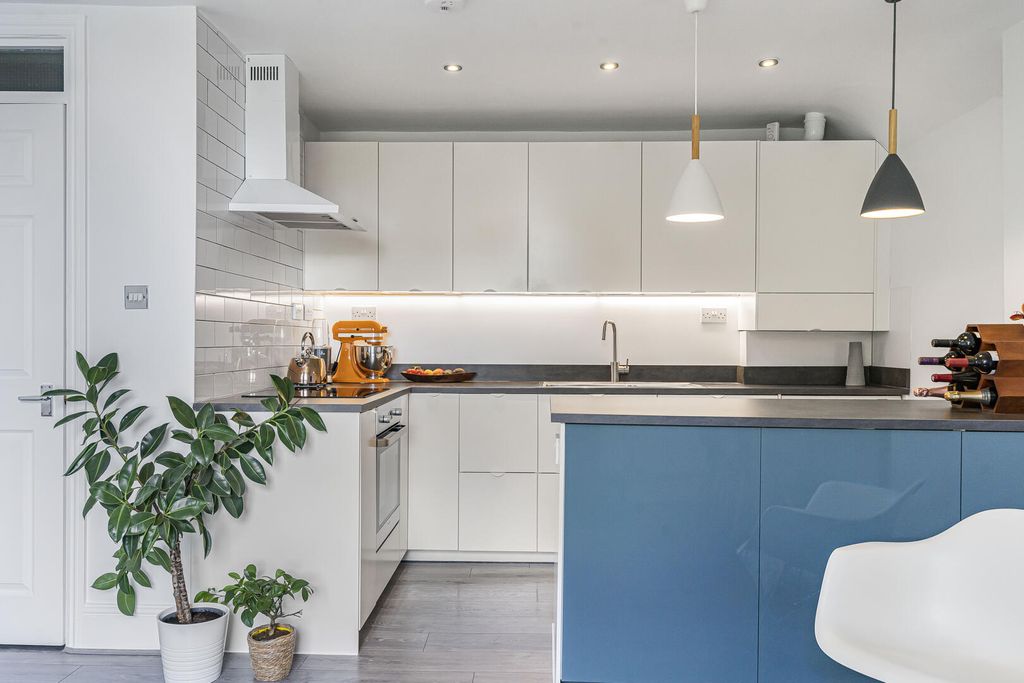 Property photo 1 of 15 Kitchen