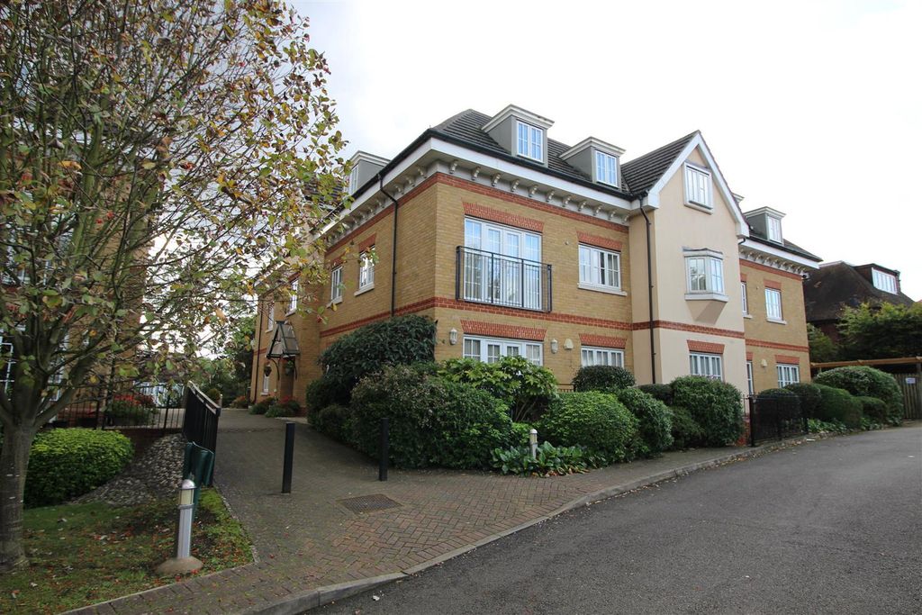Property photo 1 of 9