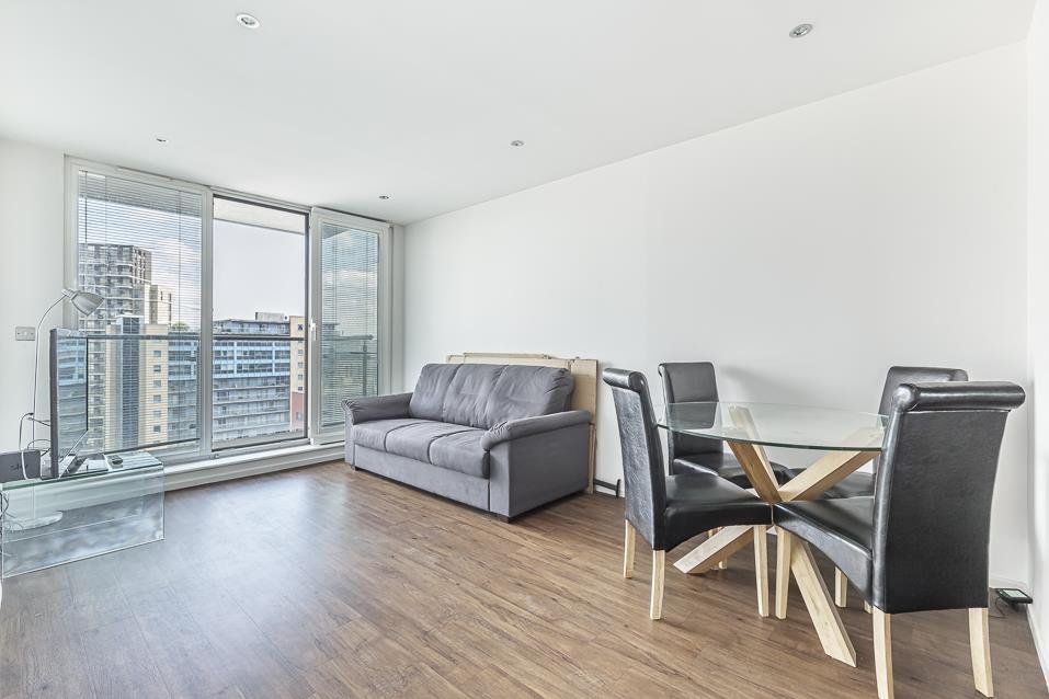 Property photo 1 of 6