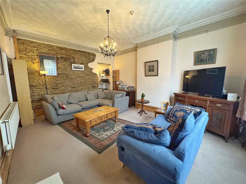 Property photo 2 of 35 Picture No. 42