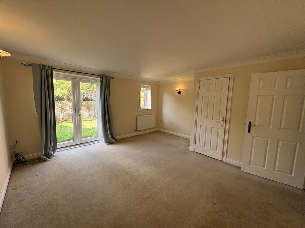 Property photo 3 of 13 Picture No. 05
