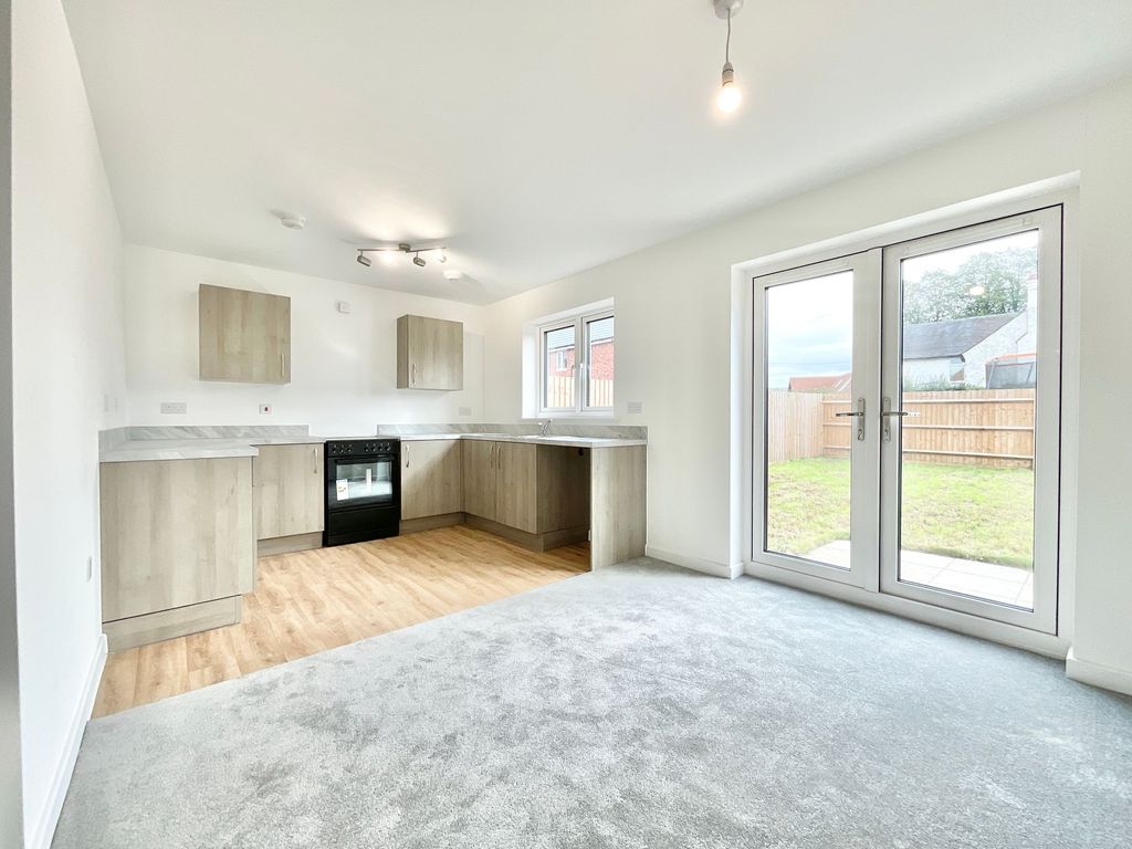 Property photo 2 of 24