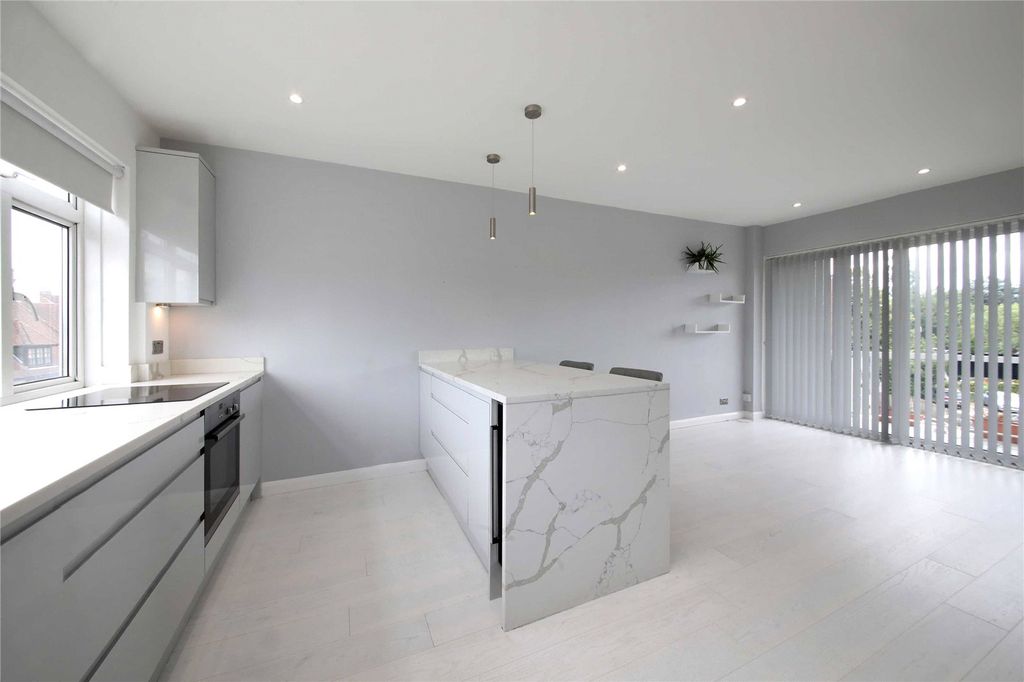 Property photo 2 of 6 Open Plan Kitchen