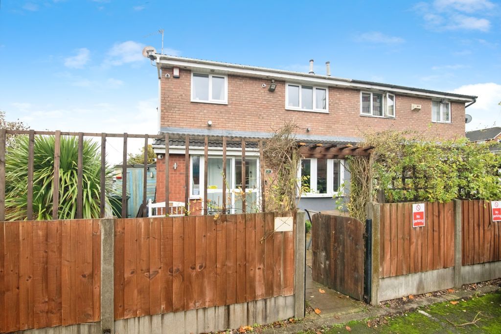 Property photo 1 of 13