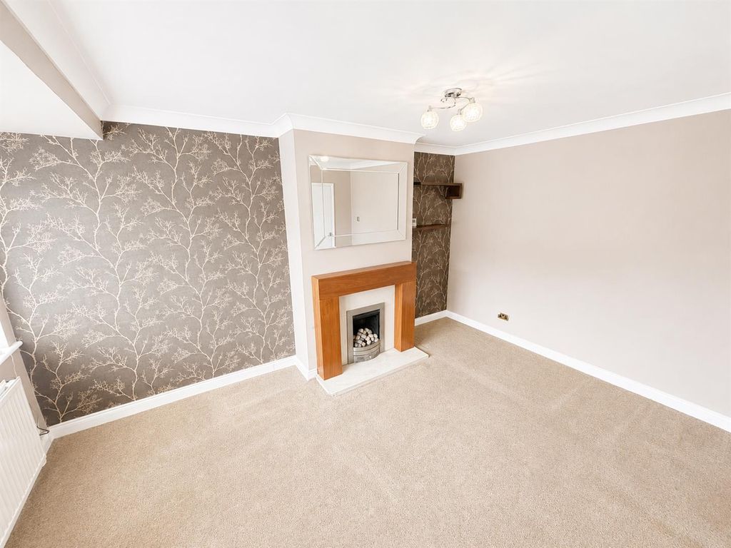 Property photo 3 of 23
