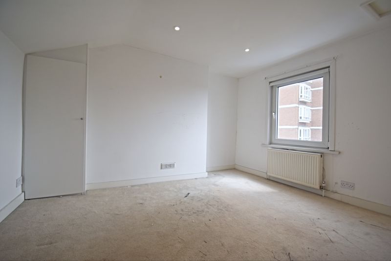 Property photo 3 of 10 Photo 9