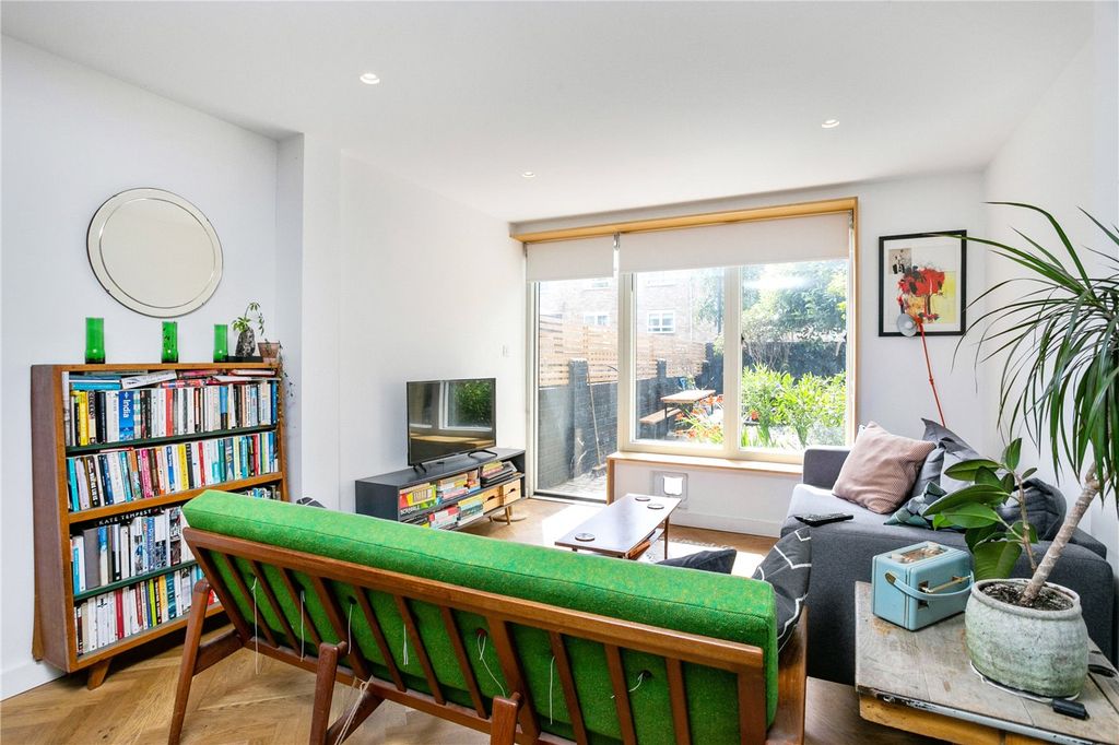 Property photo 2 of 13 Picture No. 04