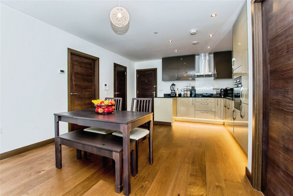 Property photo 3 of 18 Picture No. 39