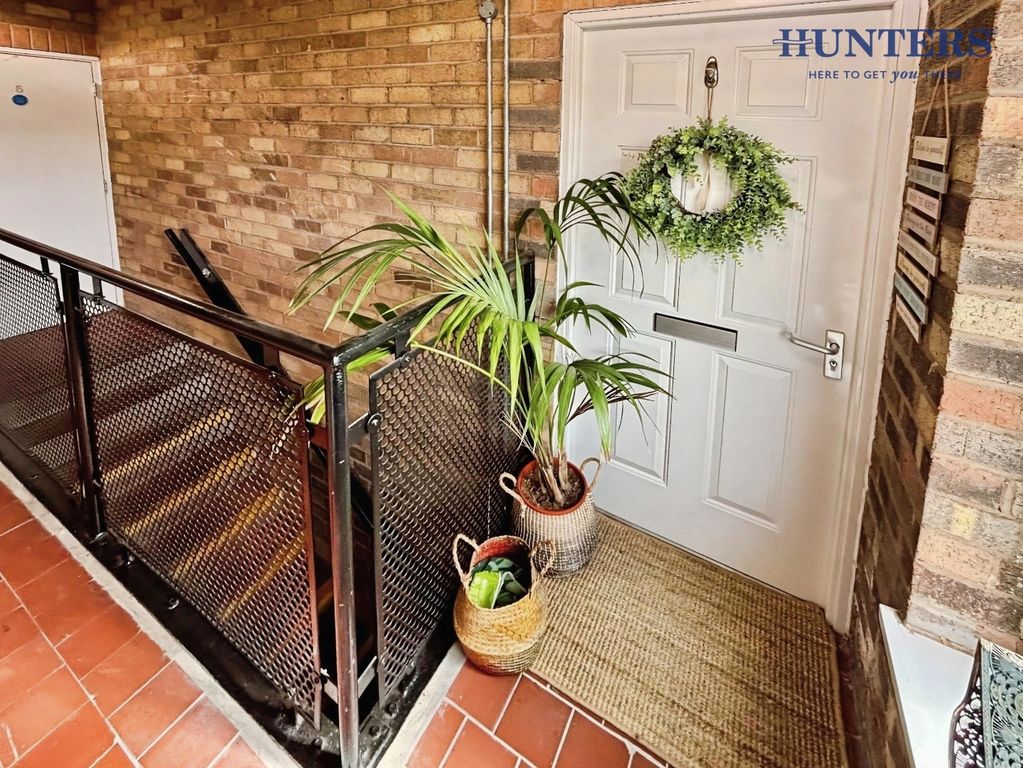 Property photo 1 of 12 Pbox-Img.Jpg