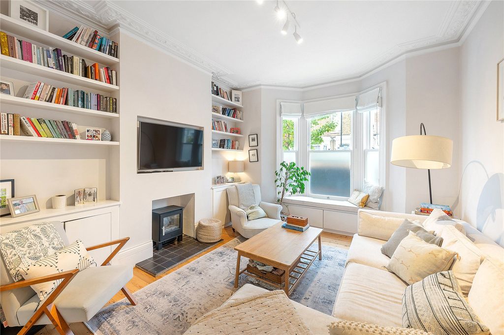 Property photo 3 of 18 Picture No. 06