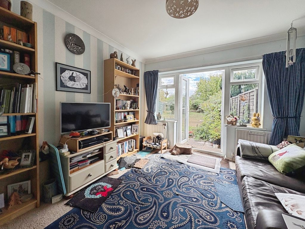 Property photo 3 of 11 Pbox-Img.Jpg