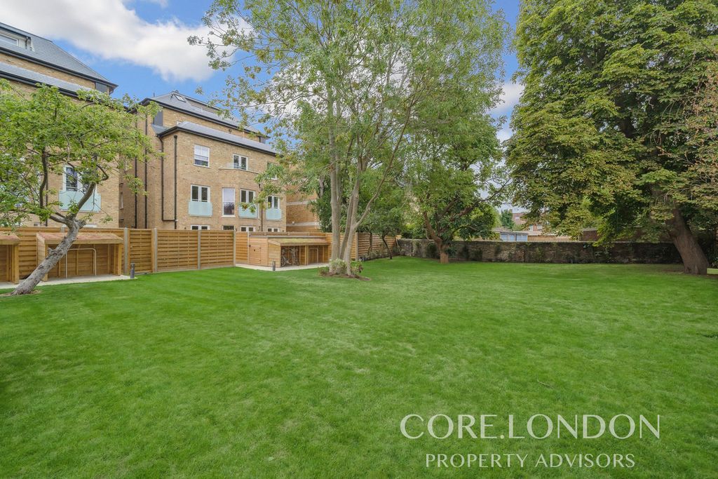 Property photo 3 of 13