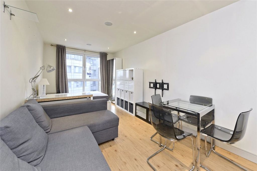 Property photo 2 of 5