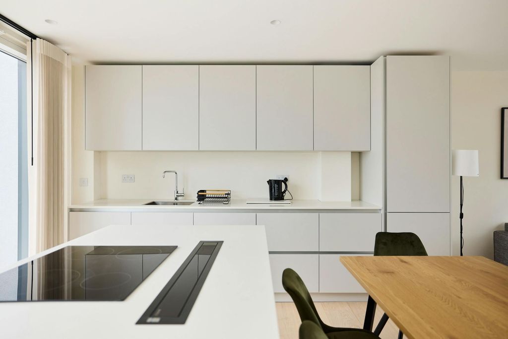 Property photo 3 of 9 Livning Dining.Jpg