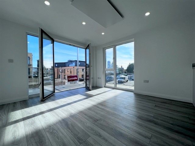 Property photo 3 of 13 Image