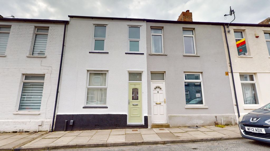 Property photo 1 of 8