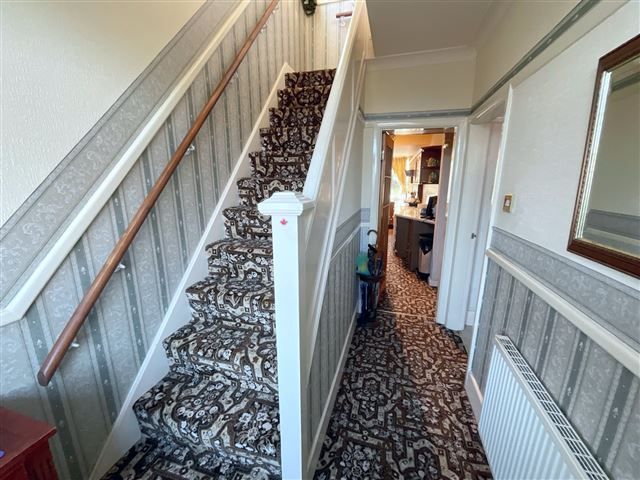 Property photo 2 of 21 Hallway