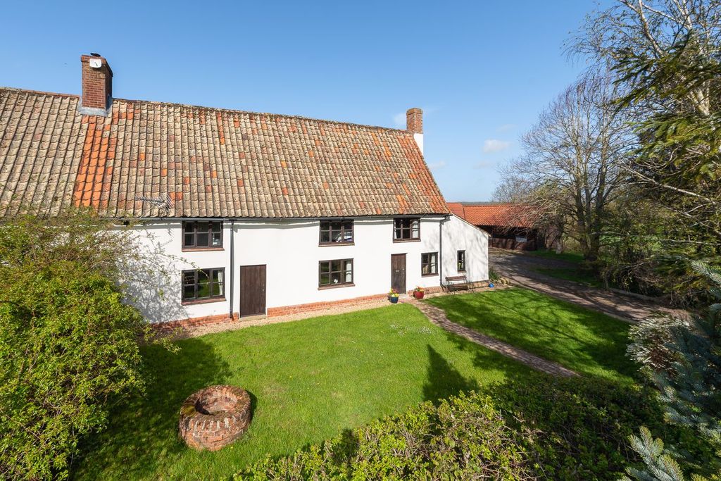 Property photo 1 of 30