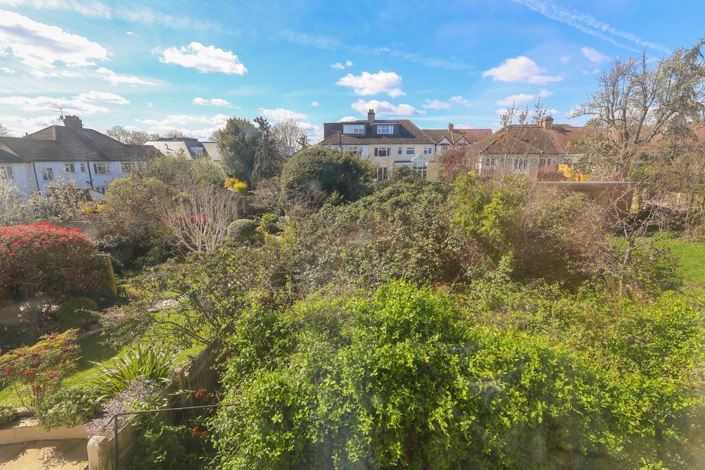 Property photo 3 of 3