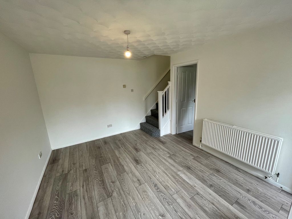 Property photo 3 of 8 View