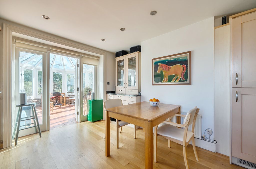 Additional image 4 of 4 bed semi-detached house for saleHaslemere, Surrey GU27
