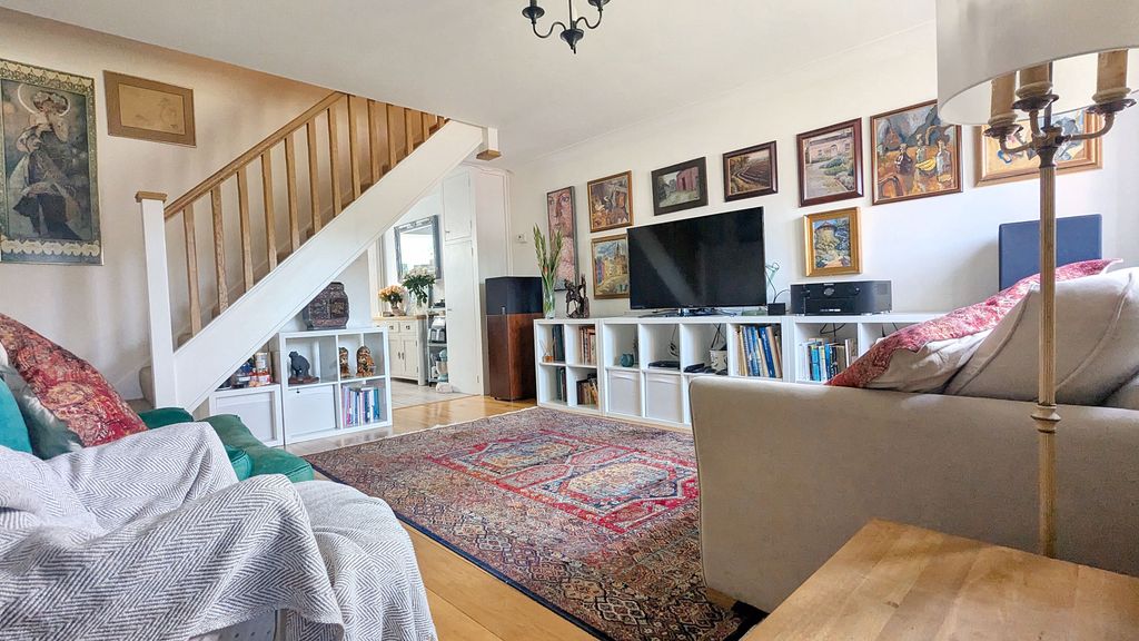 Property photo 2 of 11 Photo 10
