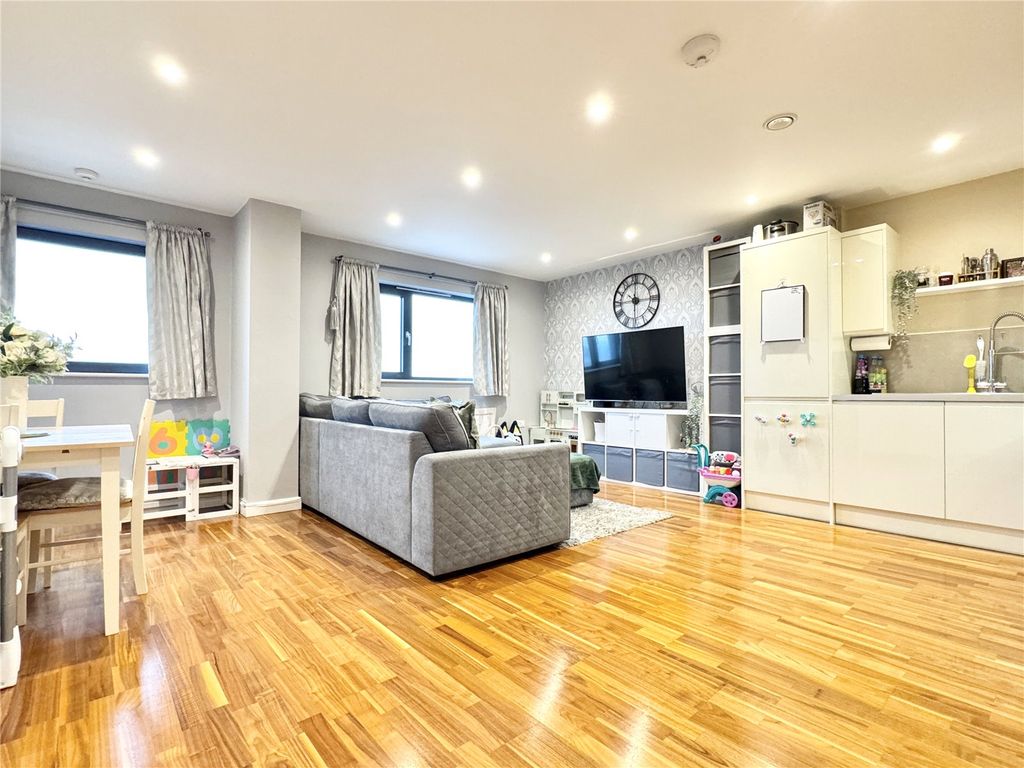 Property photo 3 of 16 Robinson Jackson