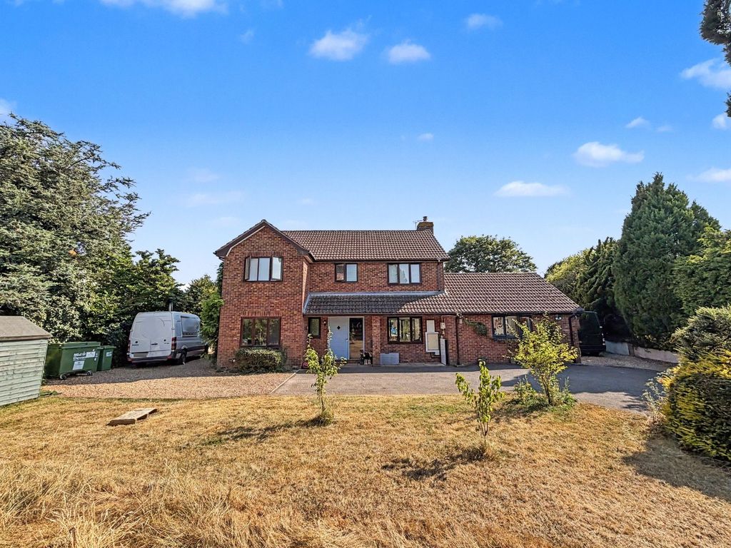 Property photo 1 of 34