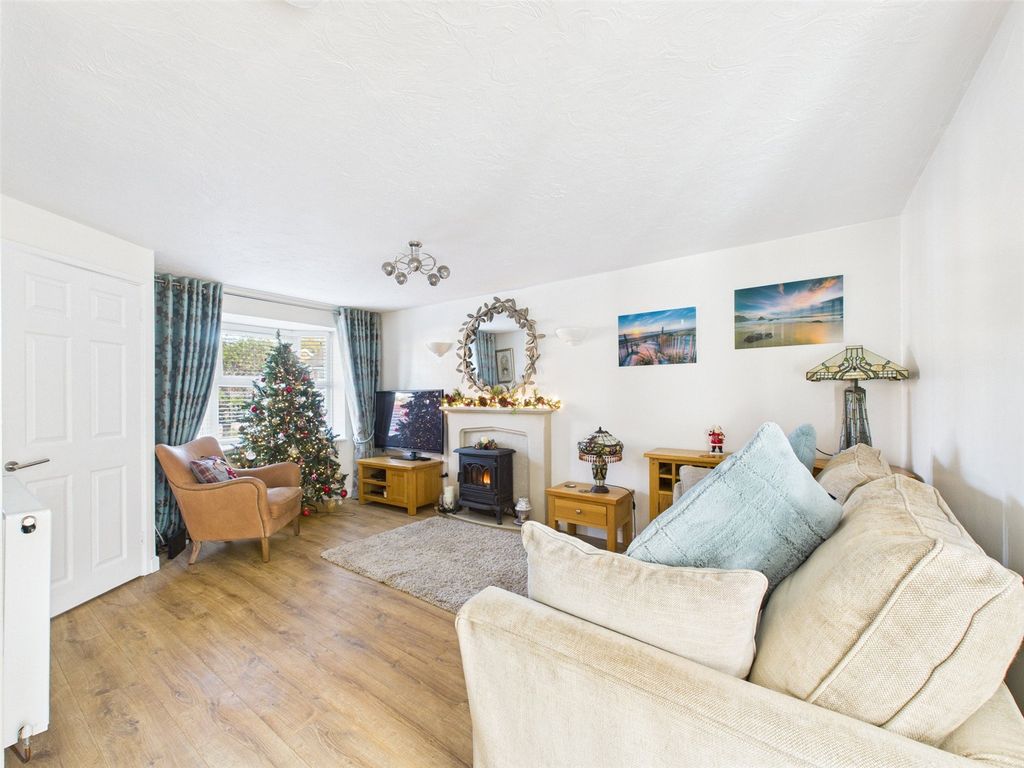 Property photo 2 of 16 Picture No. 01