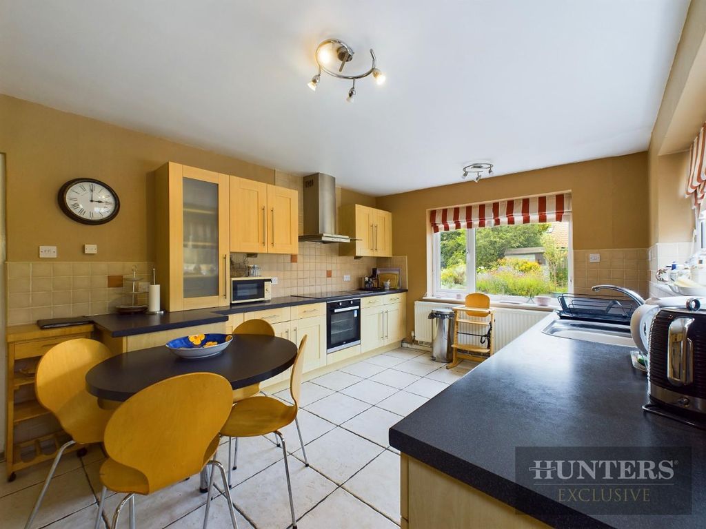 Property photo 2 of 24 Cam03696G0-Pr0156-Still027.Jpg
