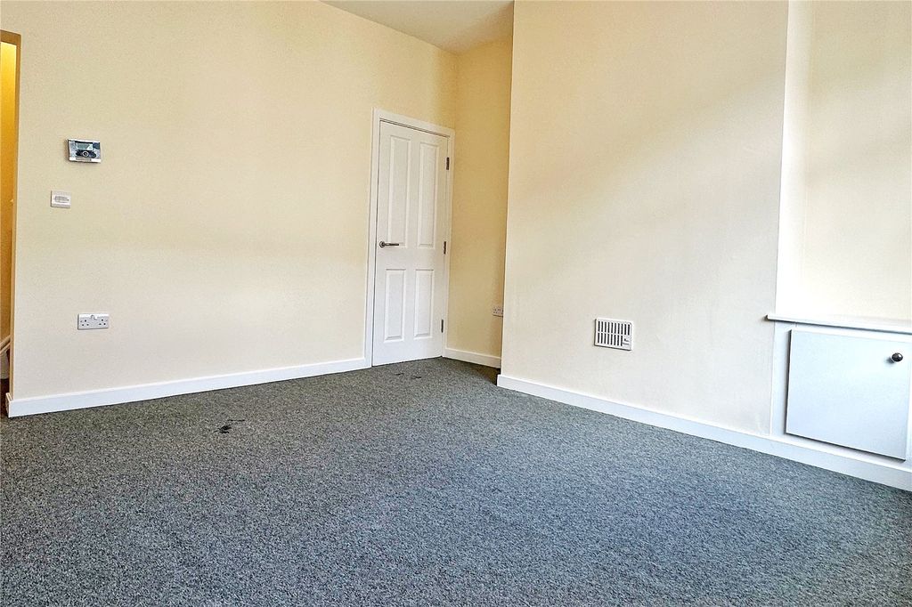 Property photo 2 of 15 Living Room