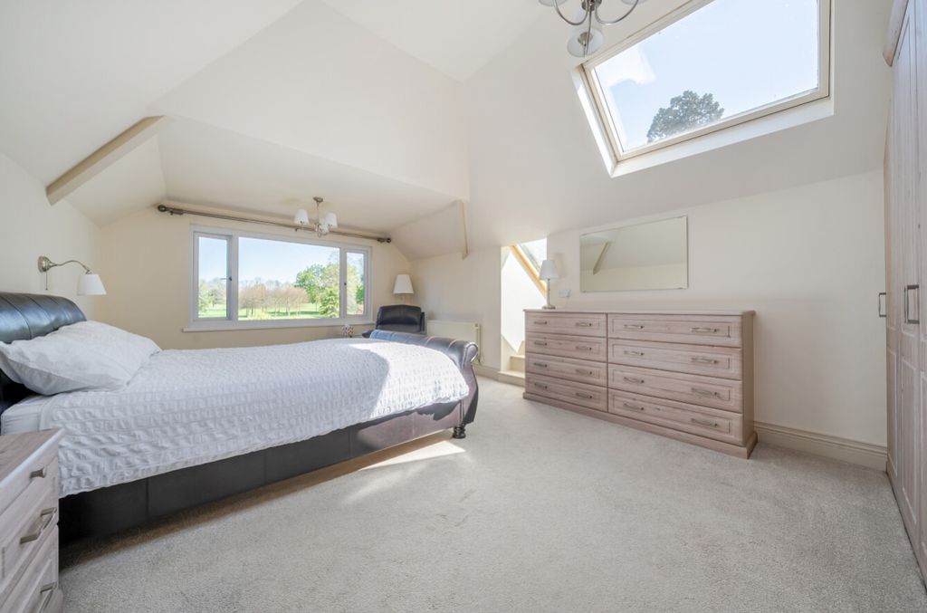 Additional image 20 of 5 bed bungalow for saleAylesby, Grimsby, Lincolnshire DN37