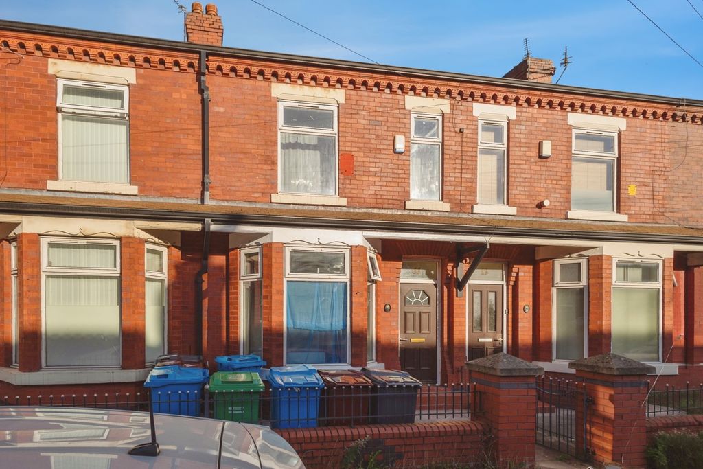 Property photo 1 of 20 Pbox-Img.Jpg