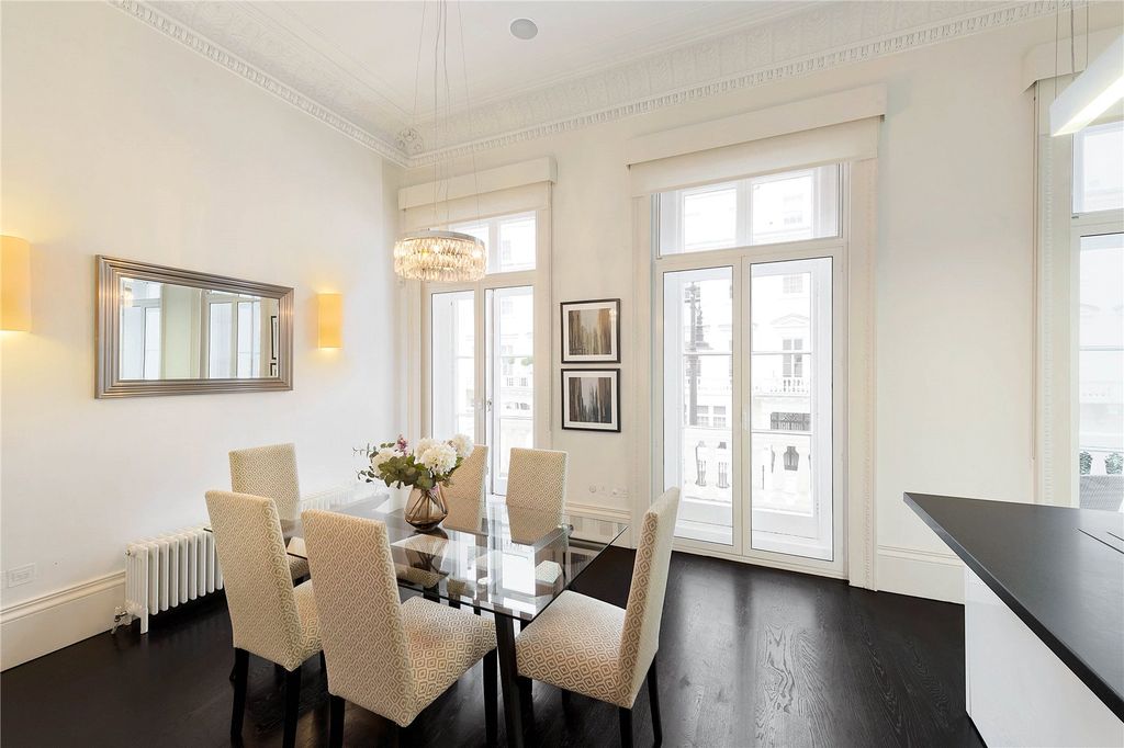 Property photo 3 of 11 Picture No. 13