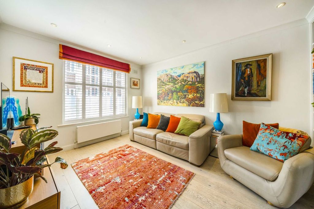 Property photo 3 of 8