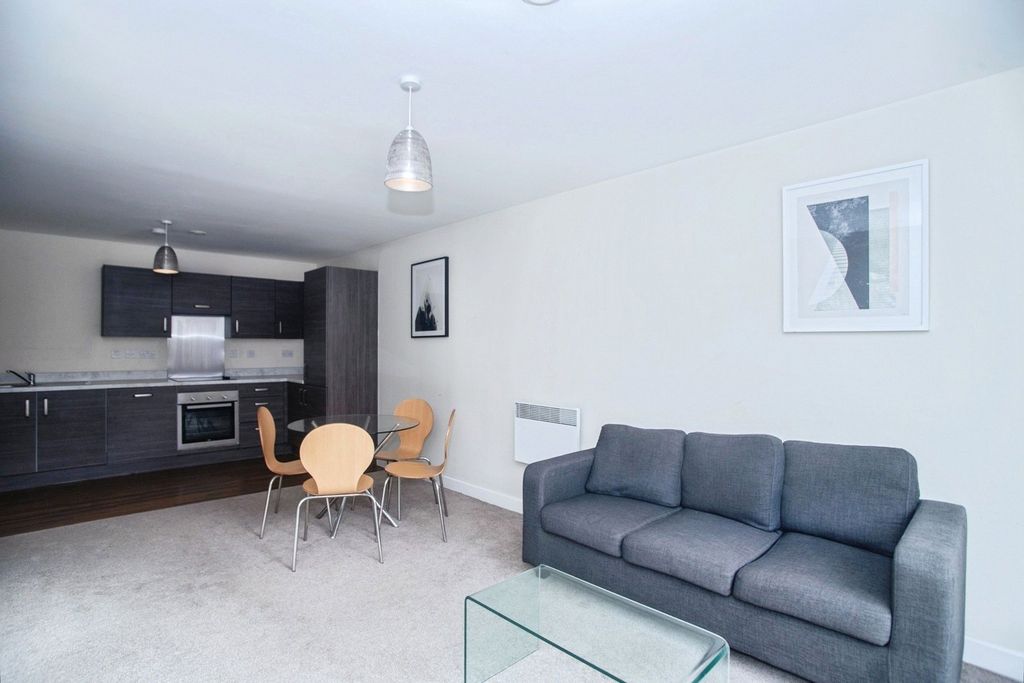 Property photo 3 of 14 Pbox-Img.Jpg