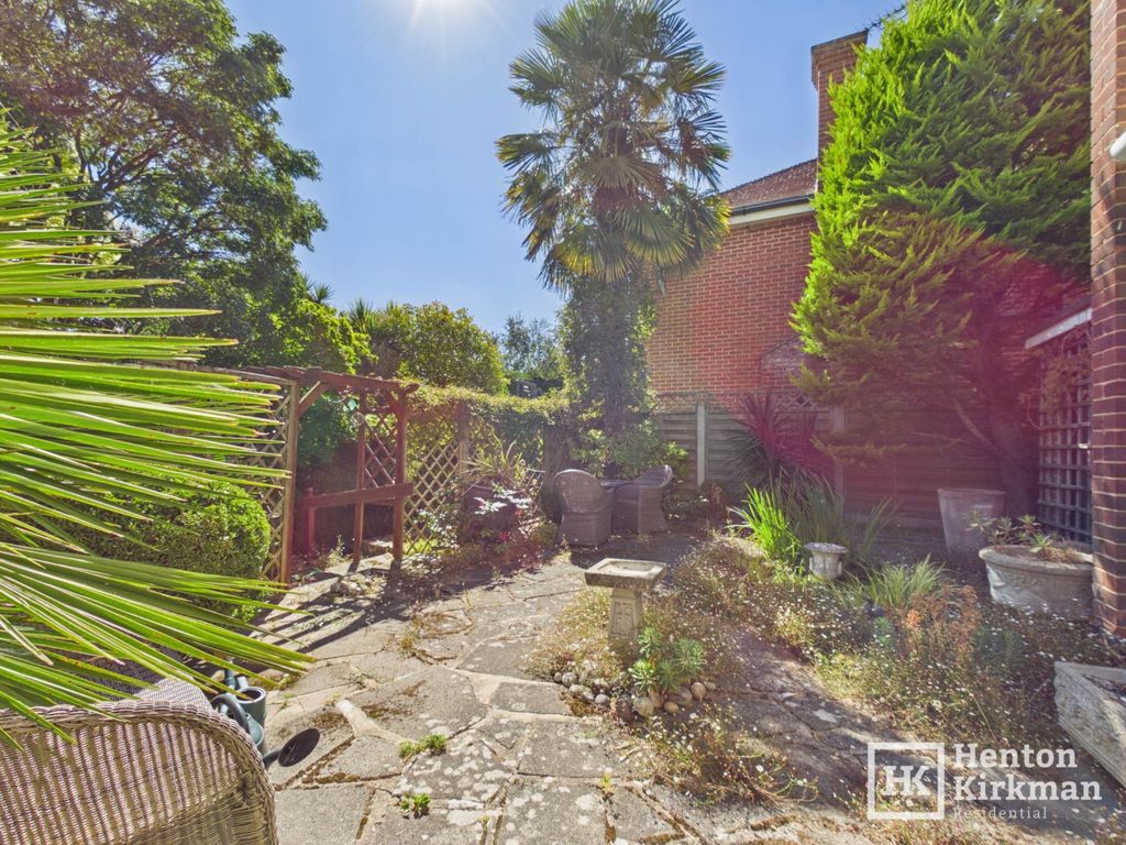 Property photo 3 of 30
